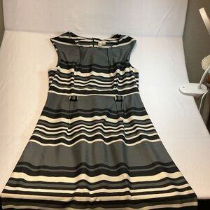 Emma & Michele Black and Gray Striped Mini Dress size 16 0393